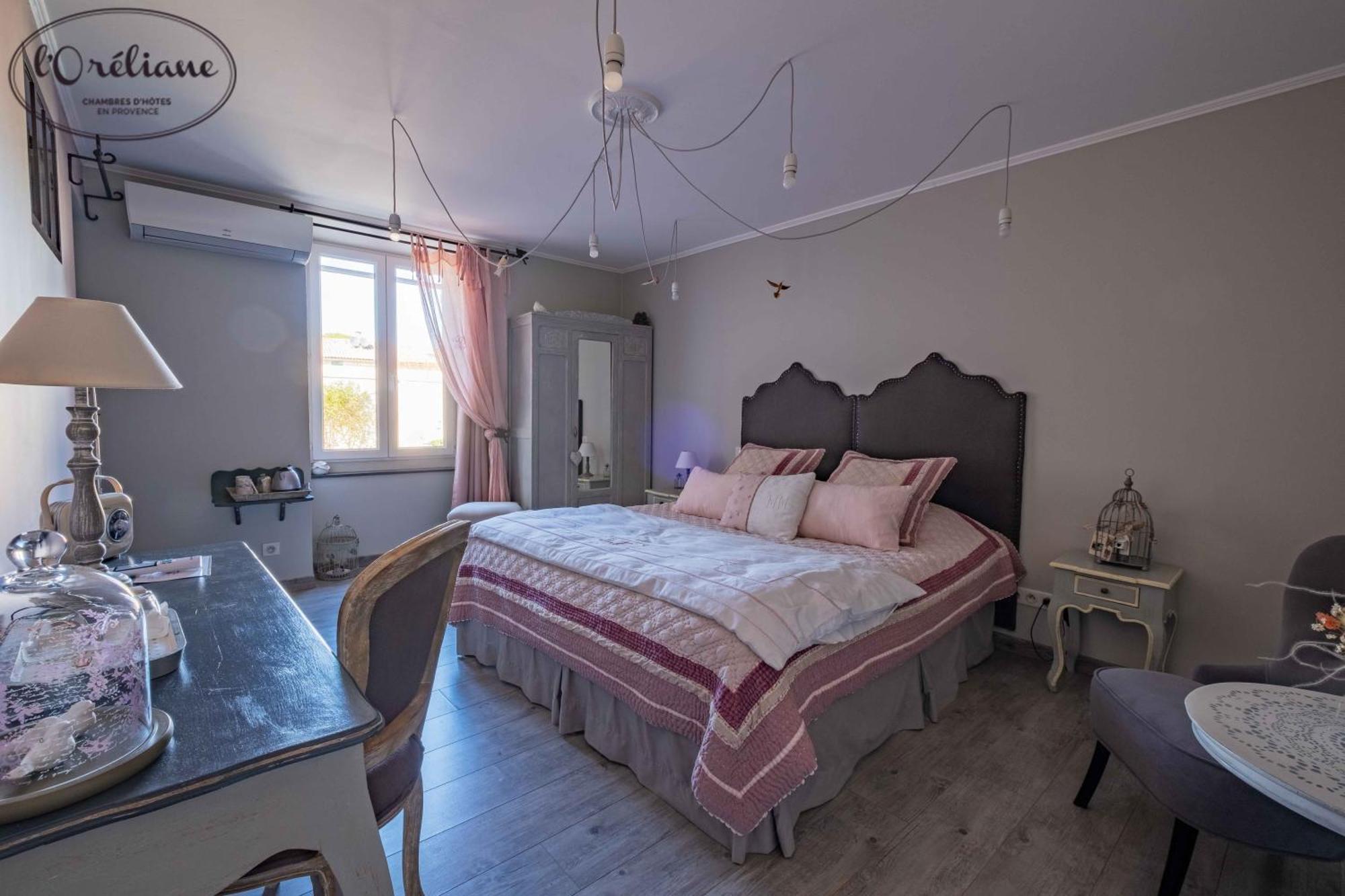 Chambres D'Hotes L'Oreliane En Provence Only Adult Châteauneuf-de-Gadagne Exterior foto