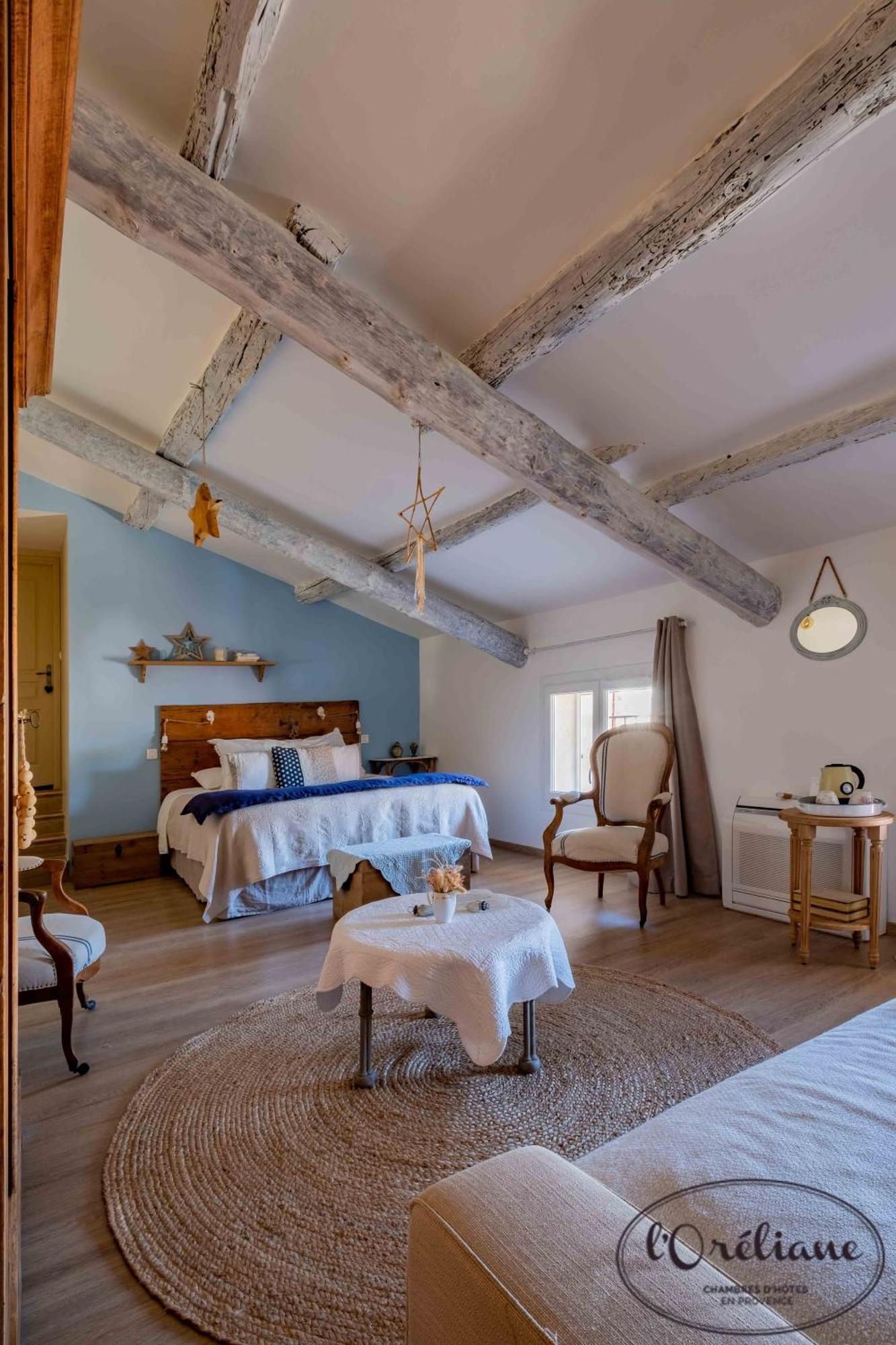 Chambres D'Hotes L'Oreliane En Provence Only Adult Châteauneuf-de-Gadagne Exterior foto