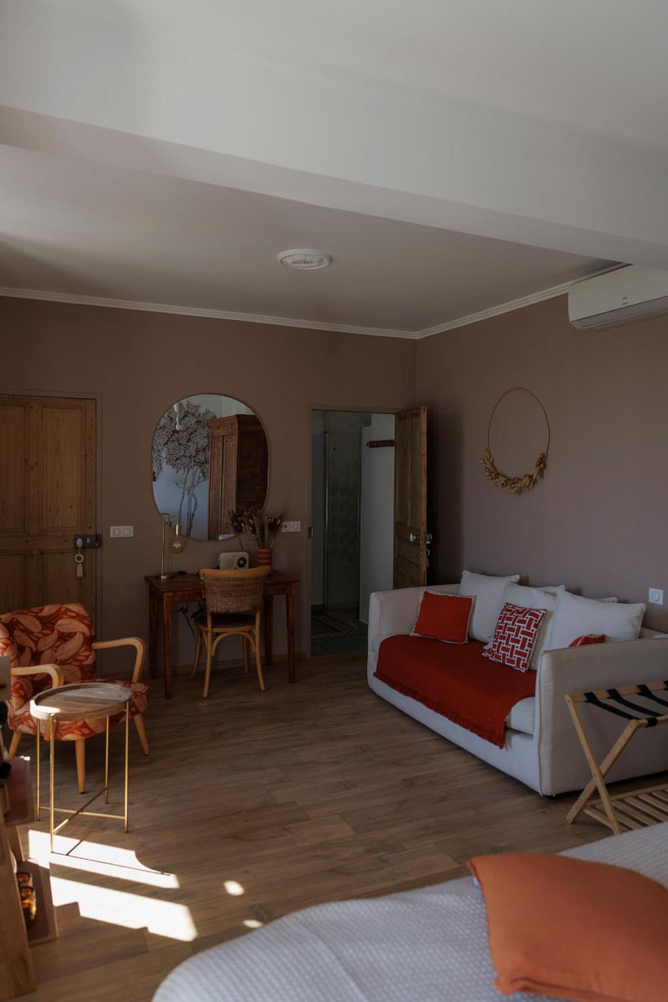 Chambres D'Hotes L'Oreliane En Provence Only Adult Châteauneuf-de-Gadagne Exterior foto